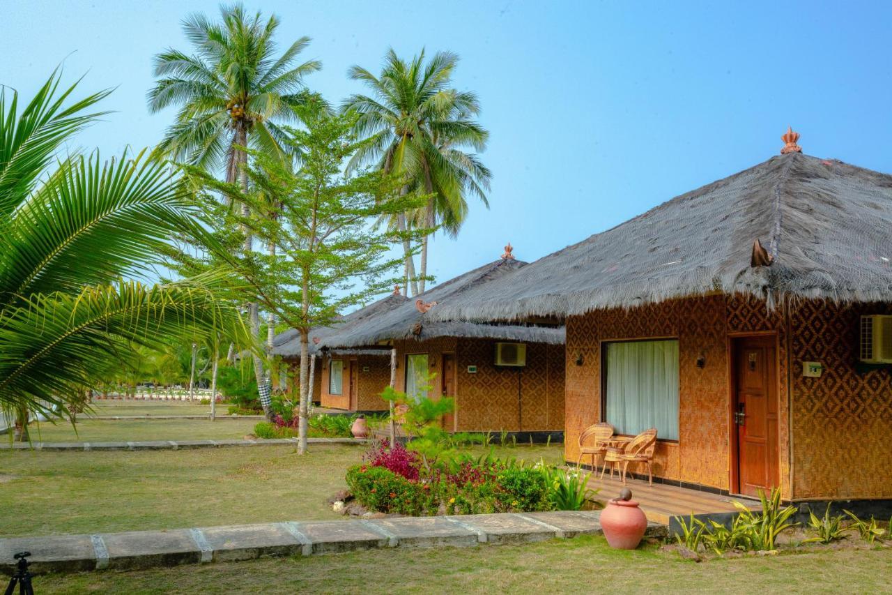 Bintan Exotica Resort By Waringin Hospitality Berakit Ngoại thất bức ảnh