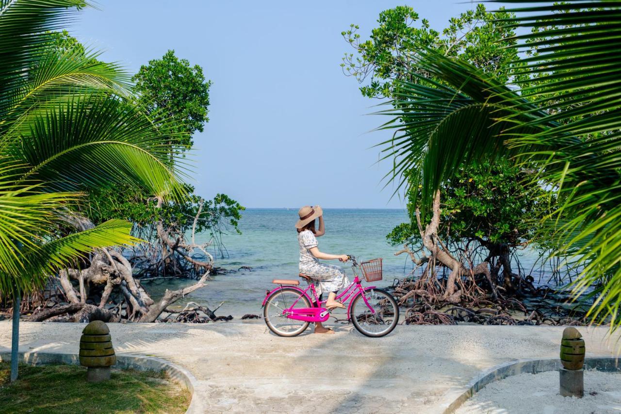 Bintan Exotica Resort By Waringin Hospitality Berakit Ngoại thất bức ảnh