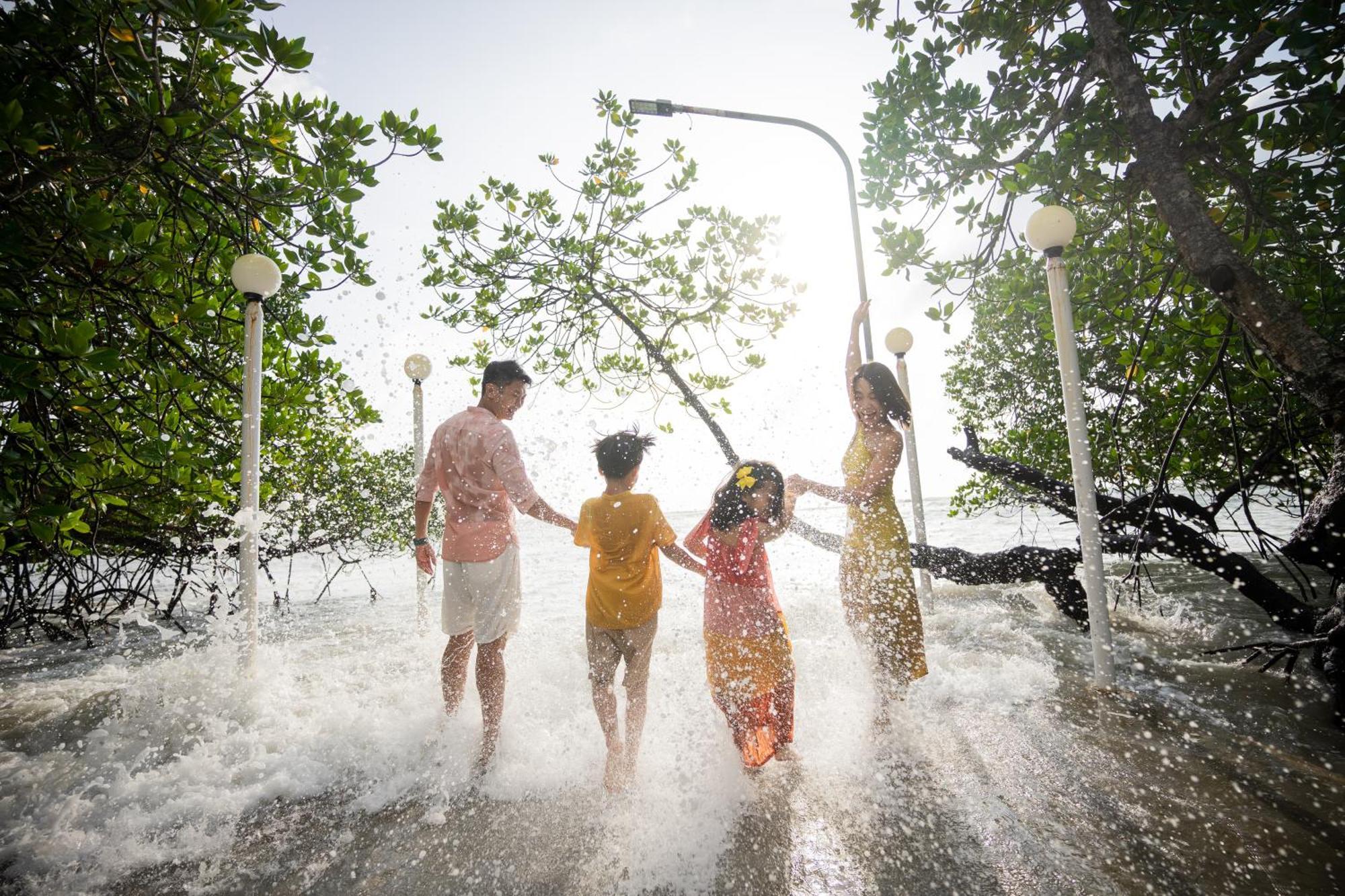 Bintan Exotica Resort By Waringin Hospitality Berakit Ngoại thất bức ảnh