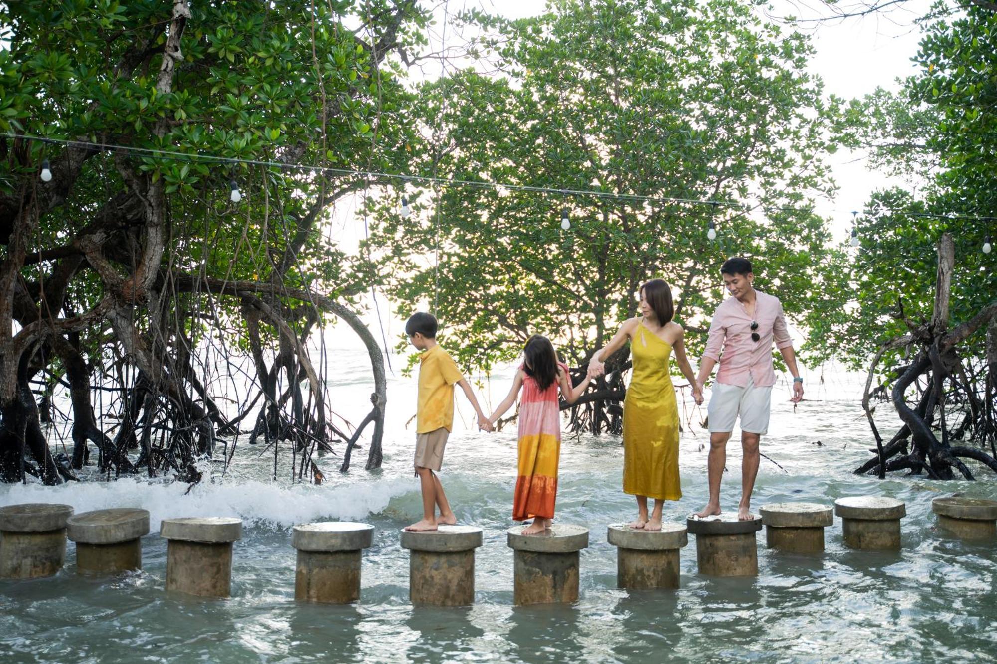 Bintan Exotica Resort By Waringin Hospitality Berakit Ngoại thất bức ảnh
