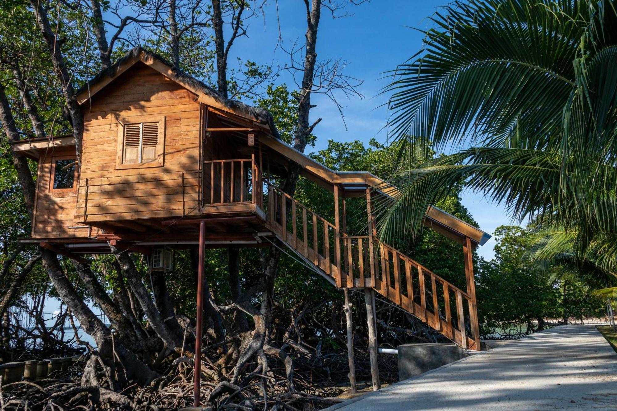 Bintan Exotica Resort By Waringin Hospitality Berakit Ngoại thất bức ảnh
