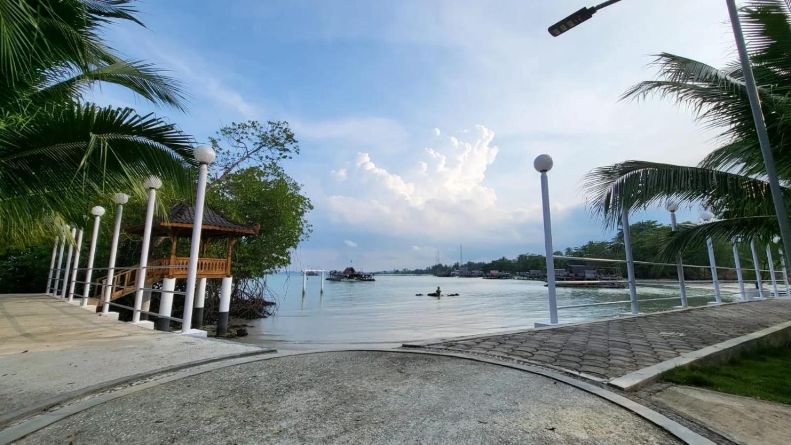 Bintan Exotica Resort By Waringin Hospitality Berakit Ngoại thất bức ảnh